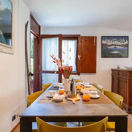 Mcx Vacation - Elsa Mountain Lodge, Ski-in-out Experience Just 200 Meters From Cielo Alto Lift In Cervinia